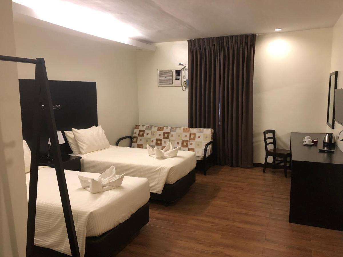 Pina Suites Ormoc Kültér fotó
